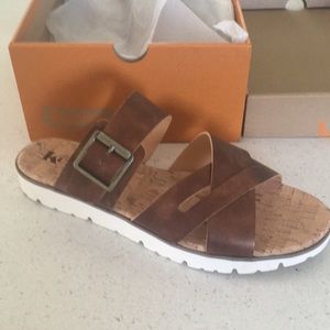 Korks Kork-Ease Sandal Sz10 w free Coach wristlet
